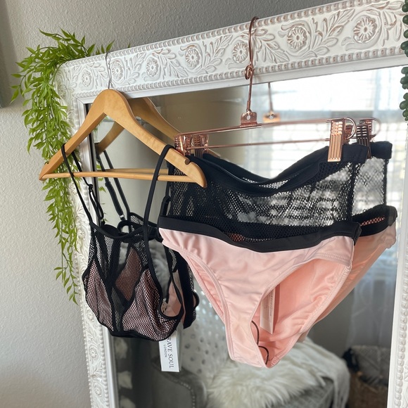 Black And Pink Mesh Overlay High Waisted Bikini Set Medium - Picture 4 of 15